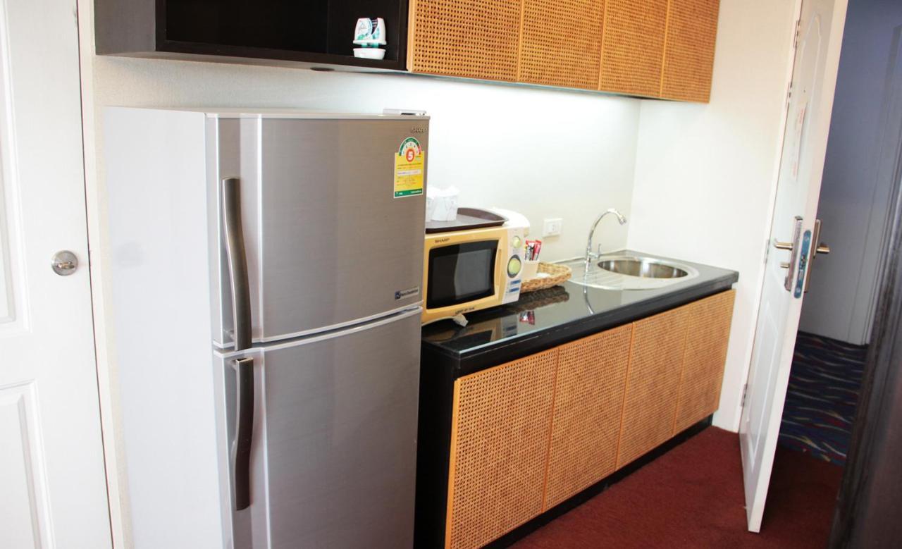 V Verve Service Apartment Hotel Chachoengsao Bagian luar foto