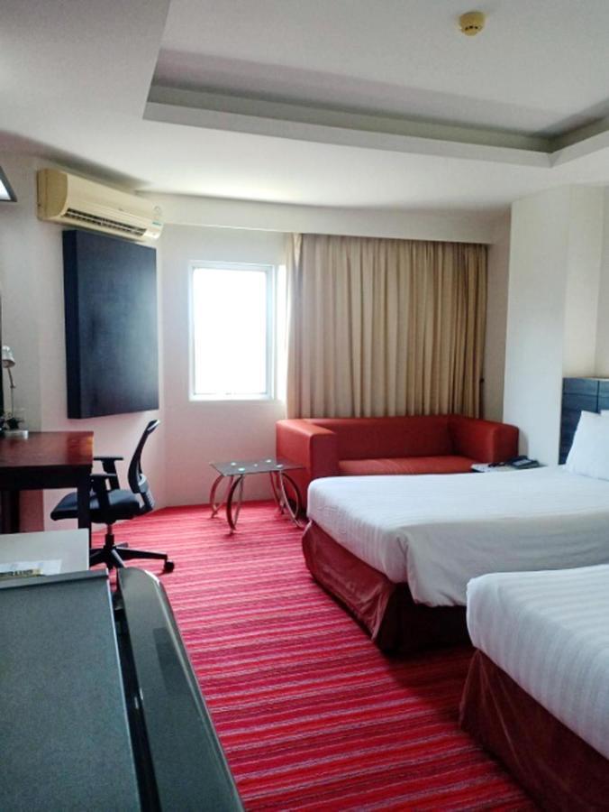 V Verve Service Apartment Hotel Chachoengsao Bagian luar foto