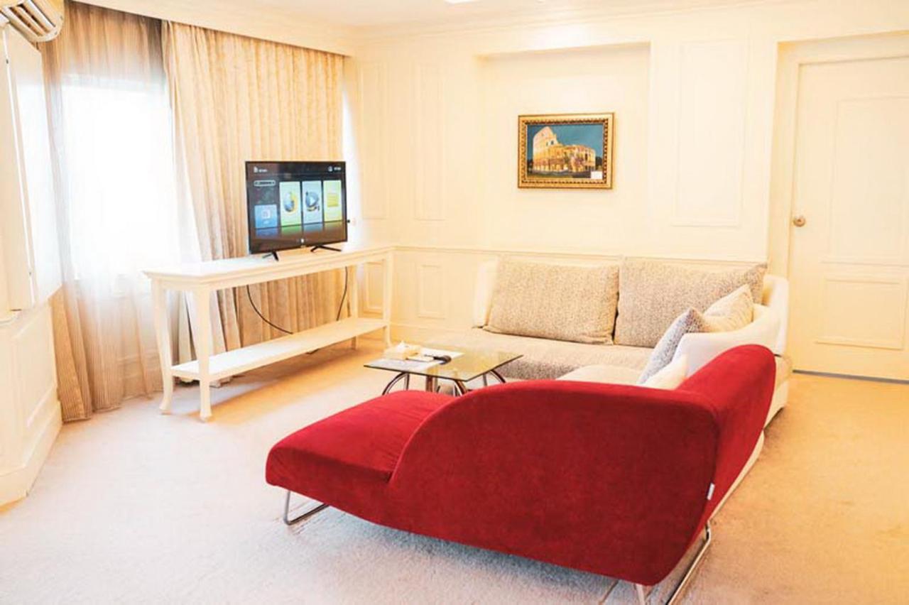 V Verve Service Apartment Hotel Chachoengsao Bagian luar foto