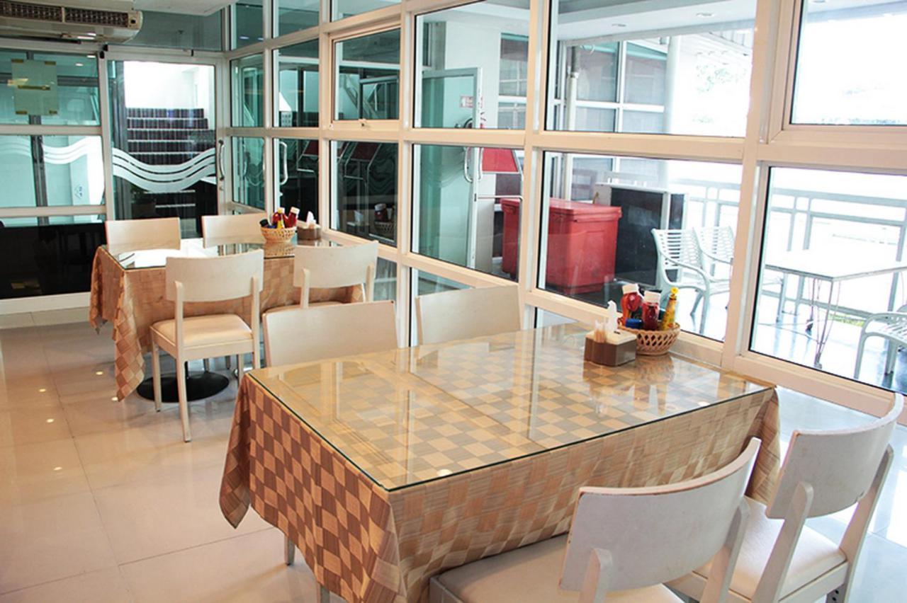 V Verve Service Apartment Hotel Chachoengsao Bagian luar foto