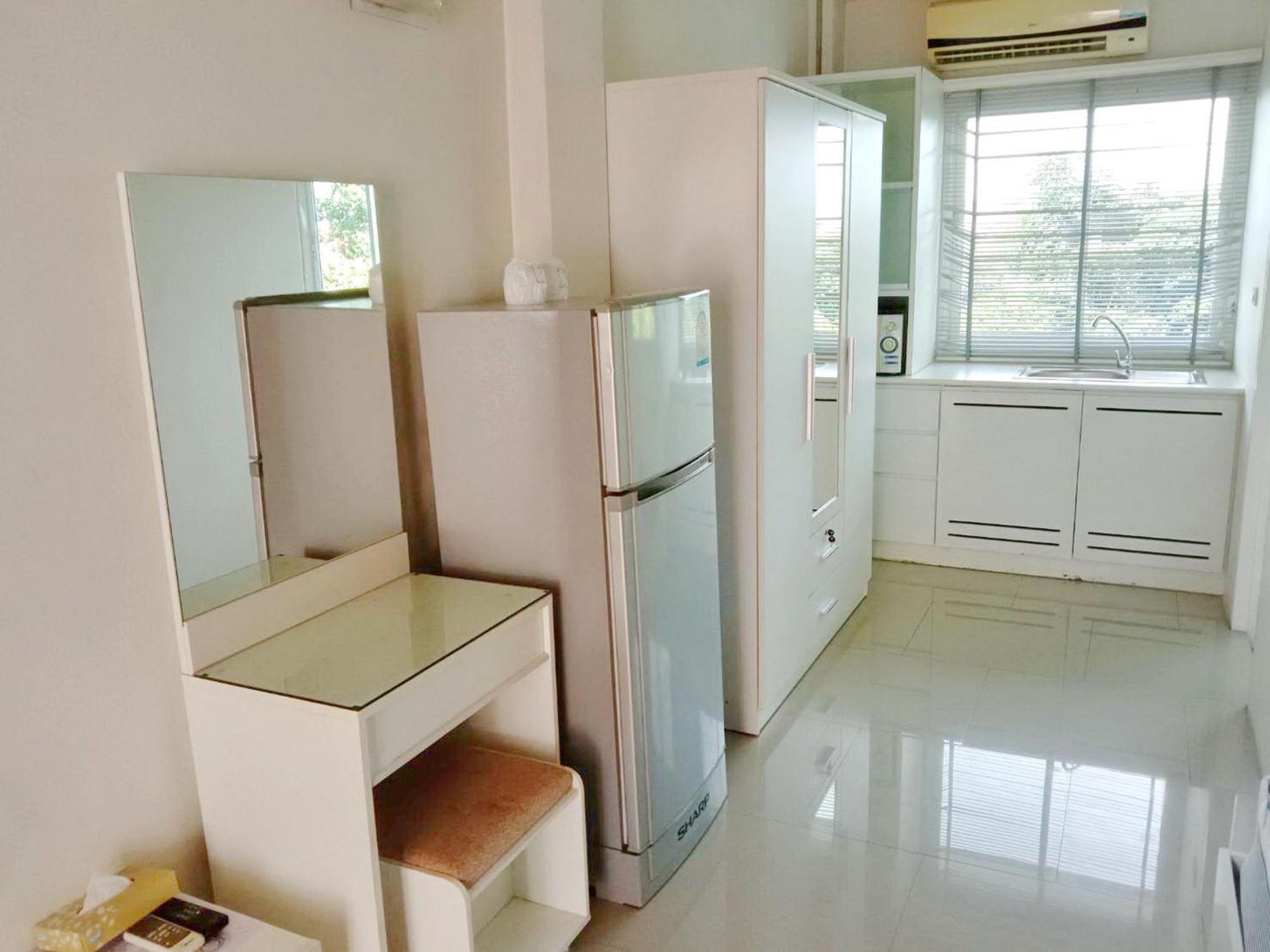 V Verve Service Apartment Hotel Chachoengsao Ruang foto